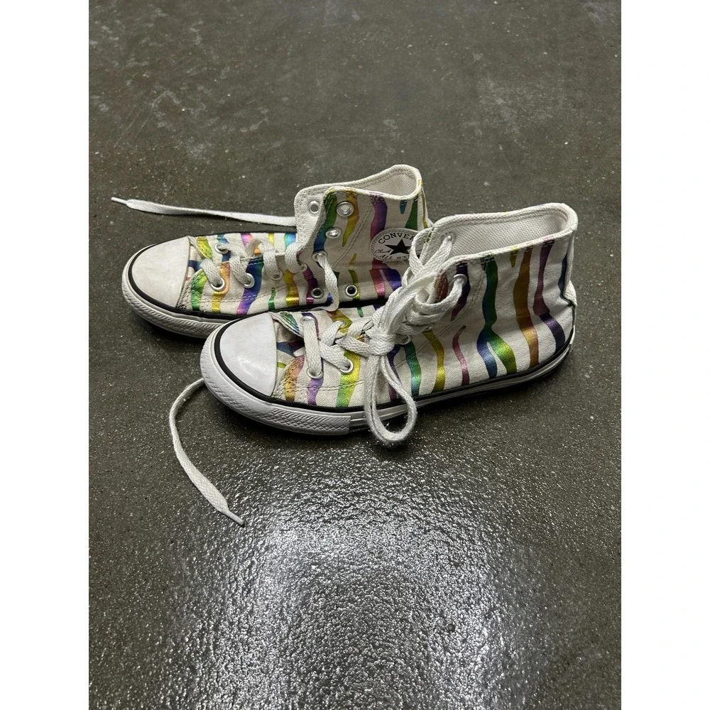 Converse Chuck Taylor All Star Shoes Youth Size 2 Rainbow High Top Sneakers‎